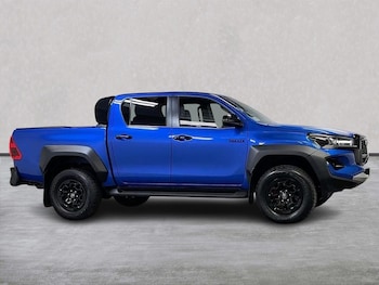Used Toyota Hilux 2025 for sale - 75907780: Photo