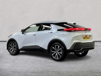 Used Toyota C-HR 2025 for sale - 75491120: Photo