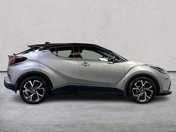 Used Toyota C-HR 2022 for sale - 75546369: Photo