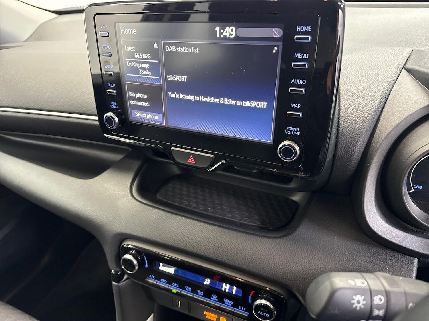 Used Toyota Yaris 2023 for sale - 77715375: Photo 11