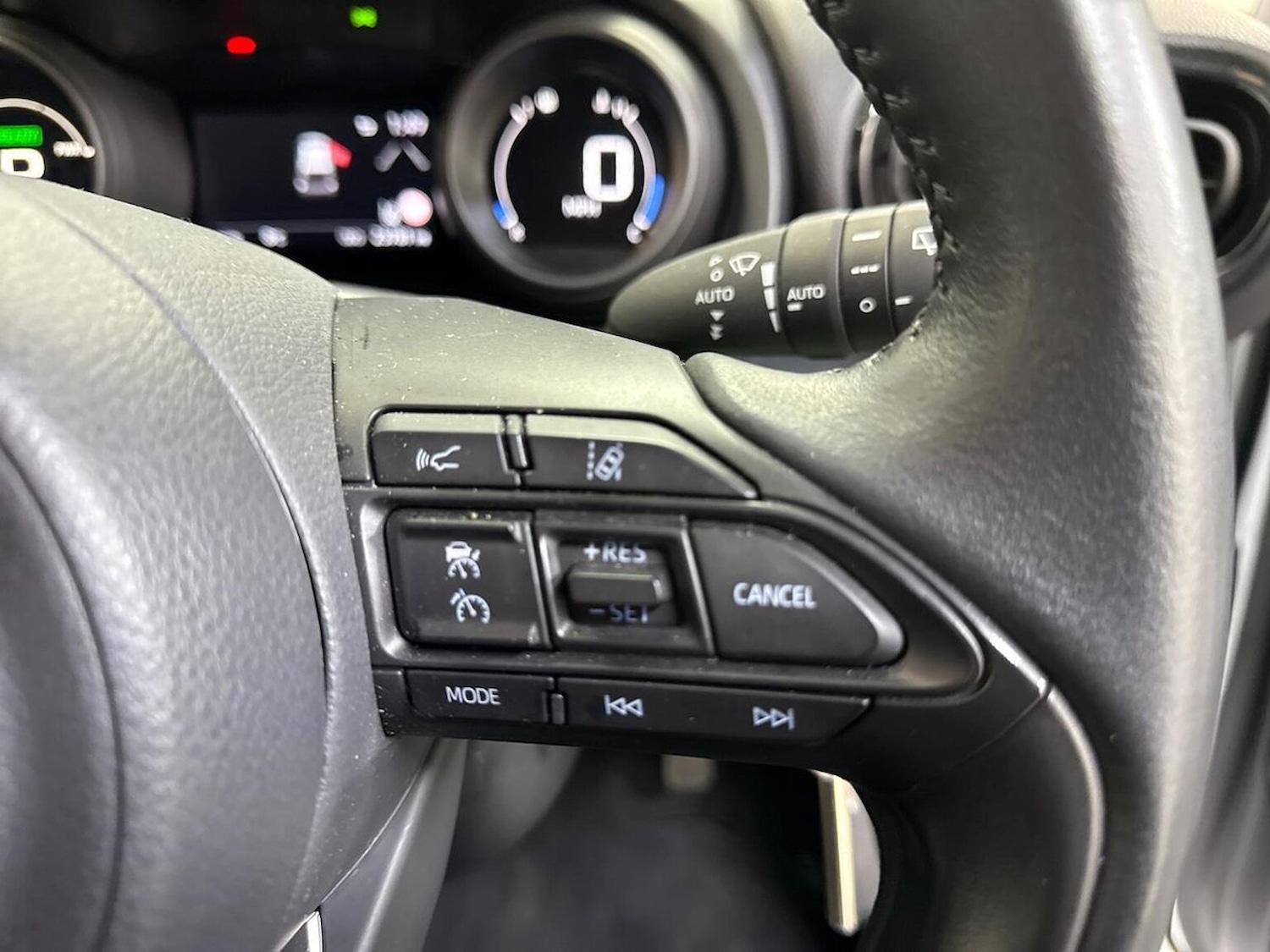 Used Toyota Yaris 2023 for sale - 77715375: Photo 25