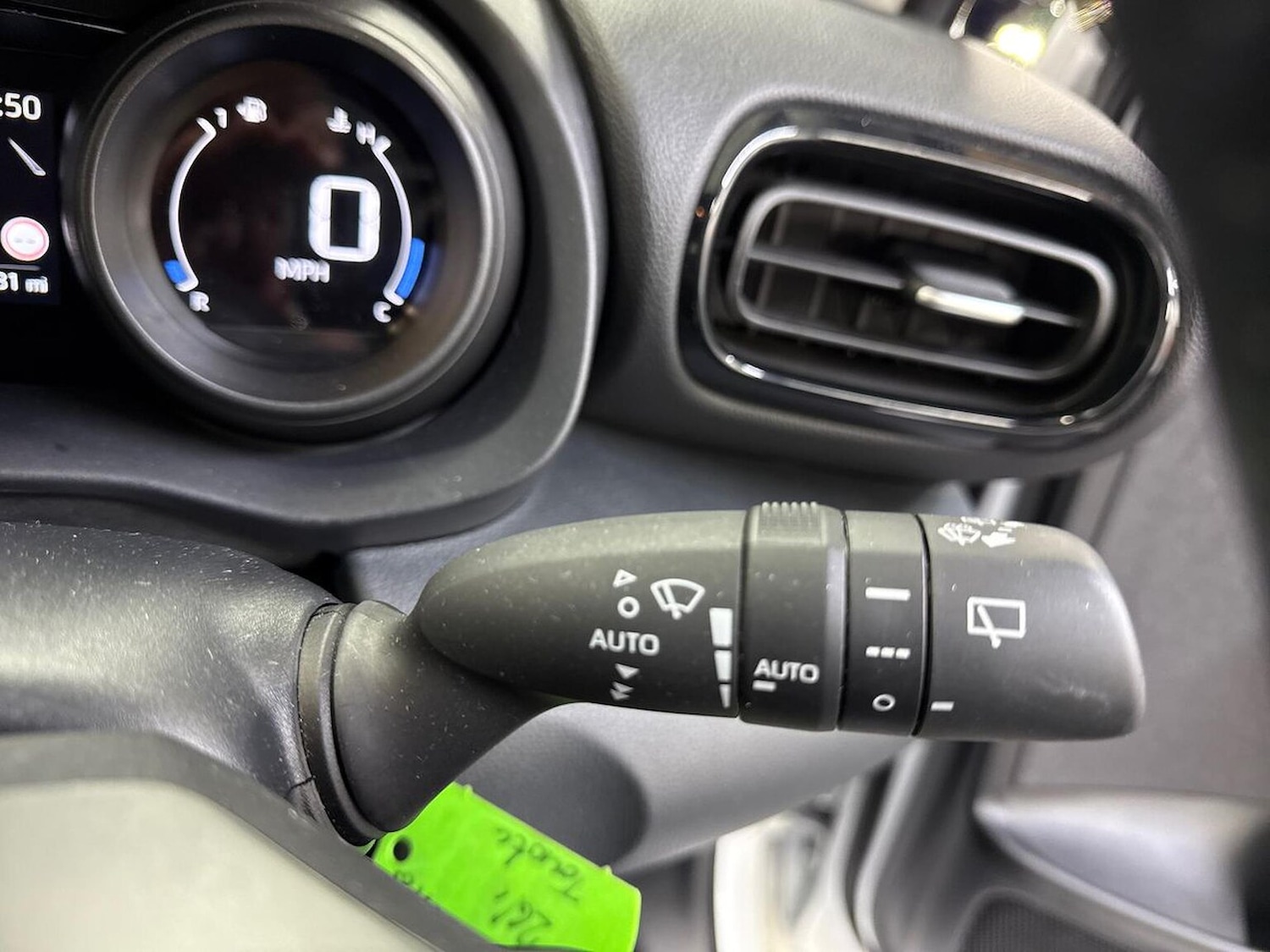 Used Toyota Yaris 2023 for sale - 77715375: Photo 27