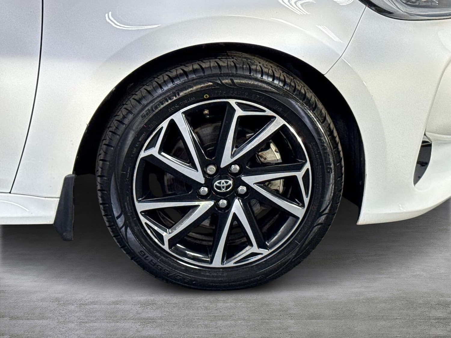 Used Toyota Yaris 2023 for sale - 77715375: Photo 6