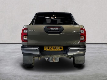 Used Toyota Hilux 2023 for sale - 75491163: Photo