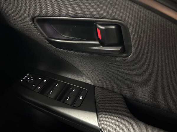 Used Toyota C-HR 2025 for sale - 76320694: Photo 21
