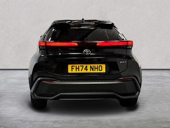 Used Toyota C-HR 2025 for sale - 76320694: Photo 4
