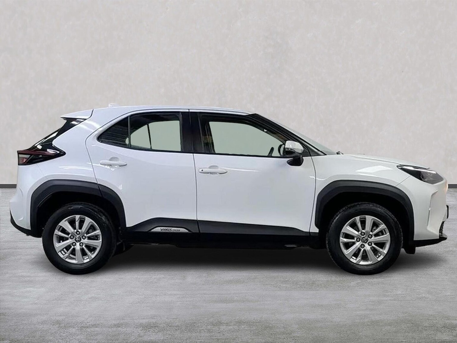 Used Toyota Yaris Cross 2024 for sale - 78194232: Photo 3