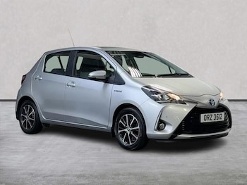 Used Toyota Yaris 2018 for sale - 76924595: Photo