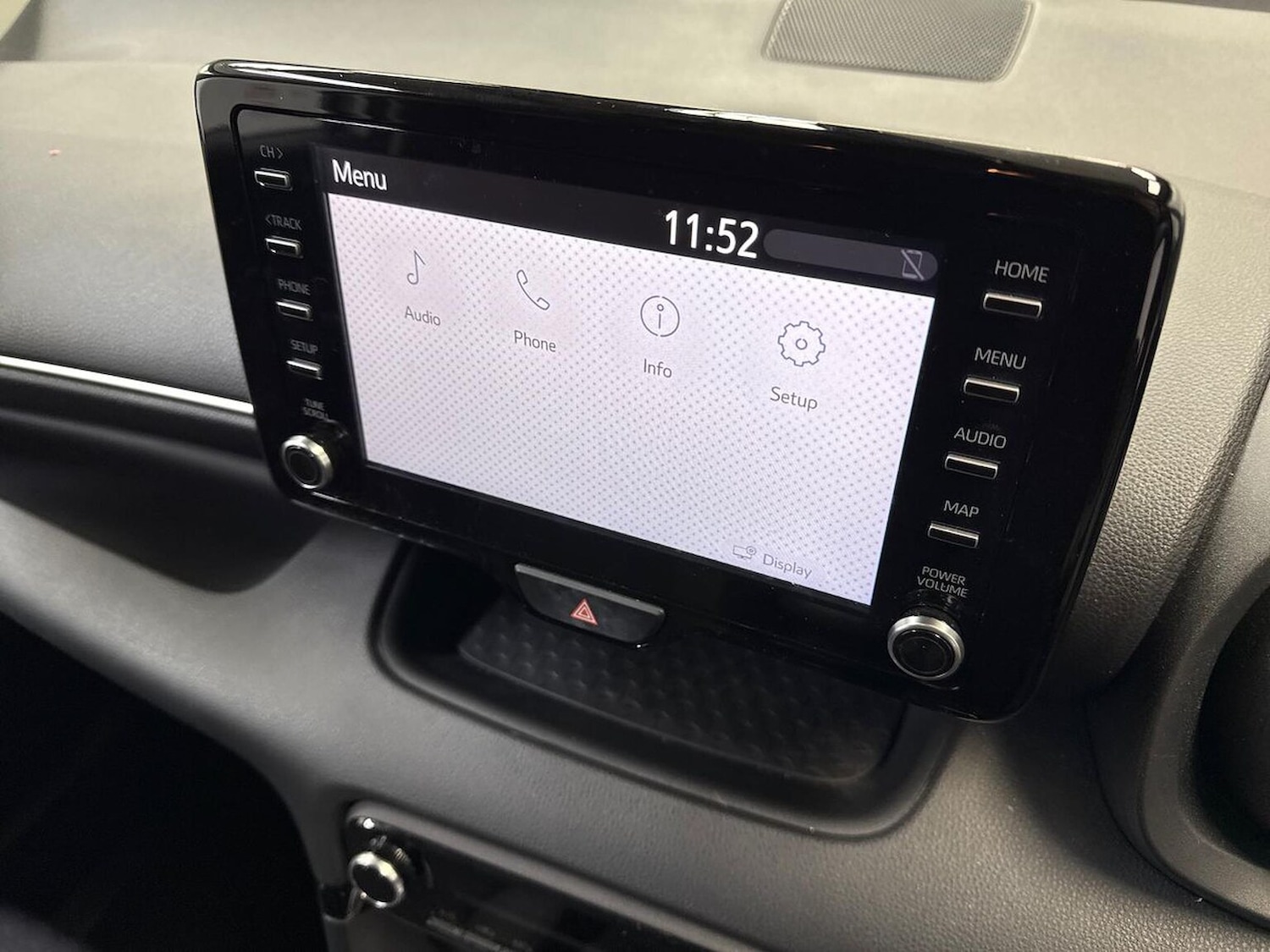 Used Toyota Yaris 2024 for sale - 77845337: Photo 11