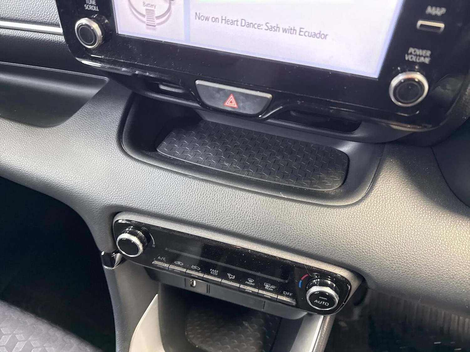 Used Toyota Yaris 2024 for sale - 77845337: Photo 22