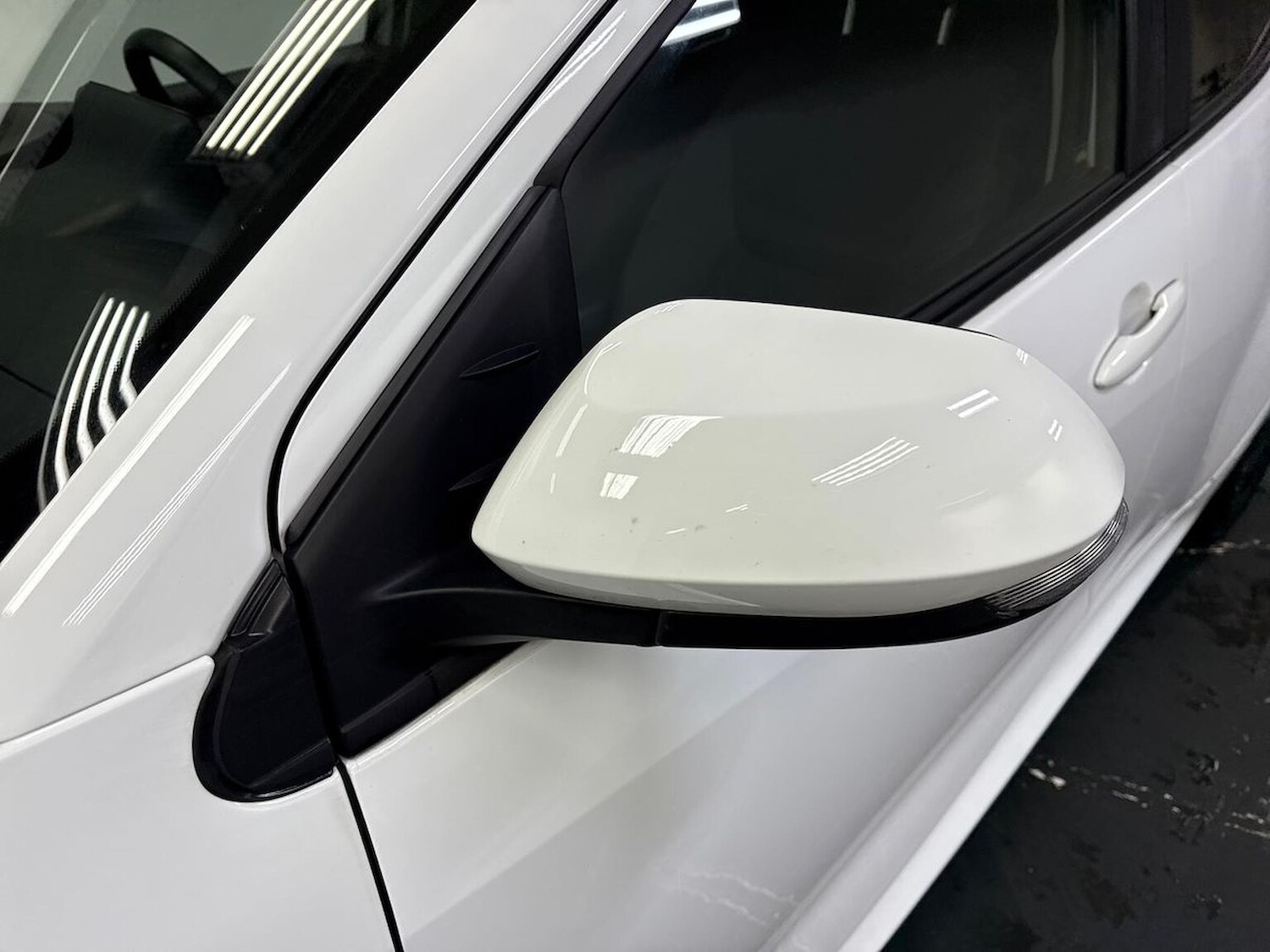 Used Toyota Yaris 2024 for sale - 77845337: Photo 30