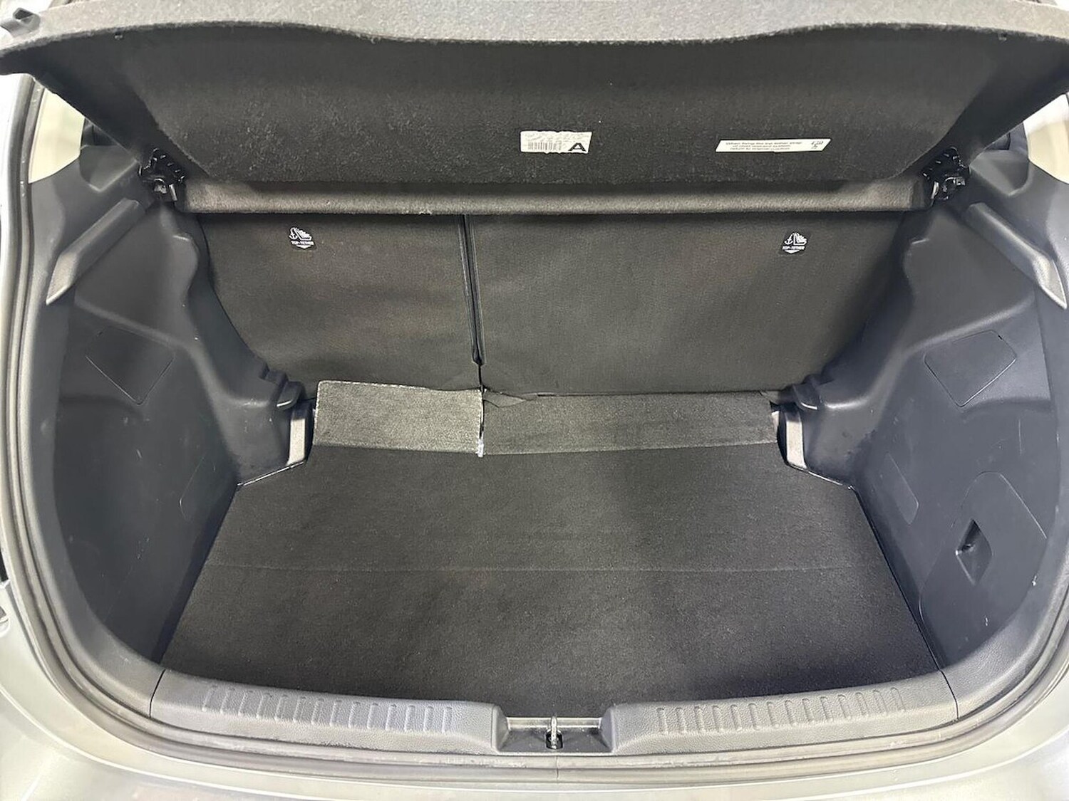 Used Toyota Yaris 2023 for sale - 78192772: Photo 19