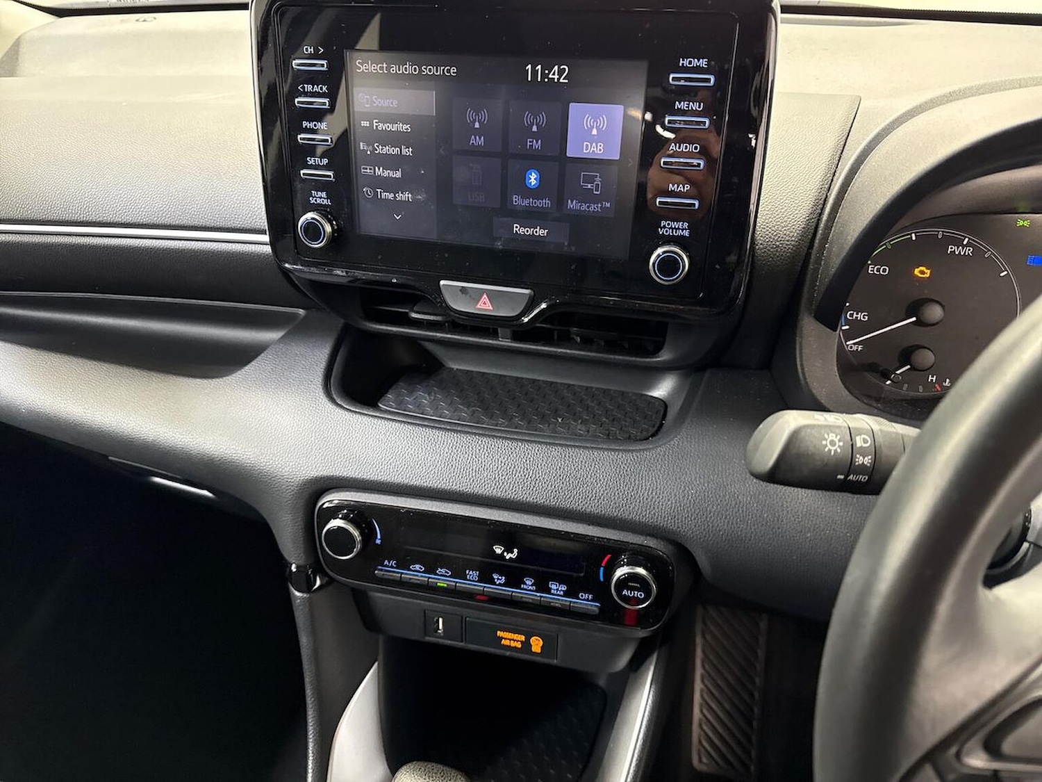 Used Toyota Yaris 2023 for sale - 78192772: Photo 25