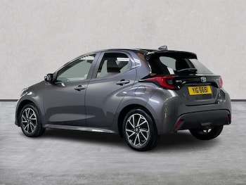 Used Toyota Yaris 2023 for sale - 78542145: Photo