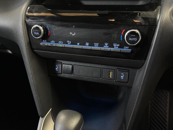 Used Toyota Yaris Cross 2023 for sale - 75517936: Photo 12