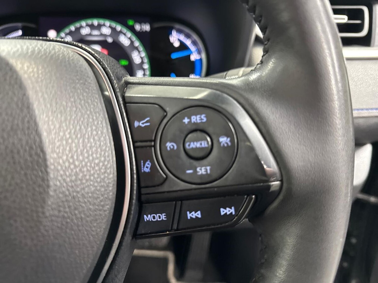 Used Toyota RAV4 2022 for sale - 77991811: Photo 25