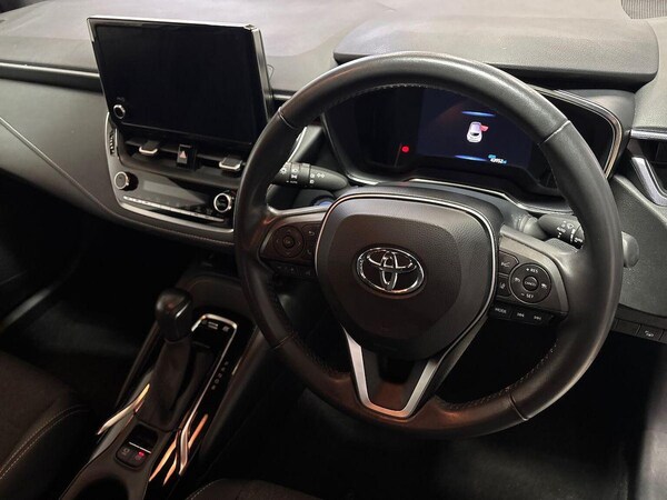 Used Toyota Corolla 2022 for sale - 76070212: Photo 9
