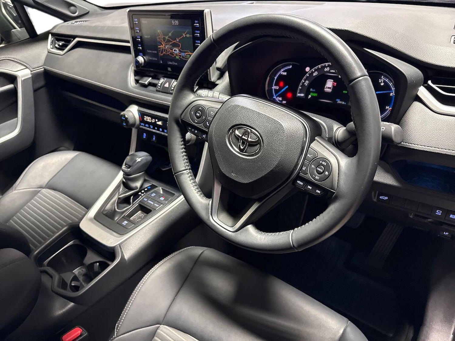 Used Toyota RAV4 2021 for sale - 76979858: Photo 9