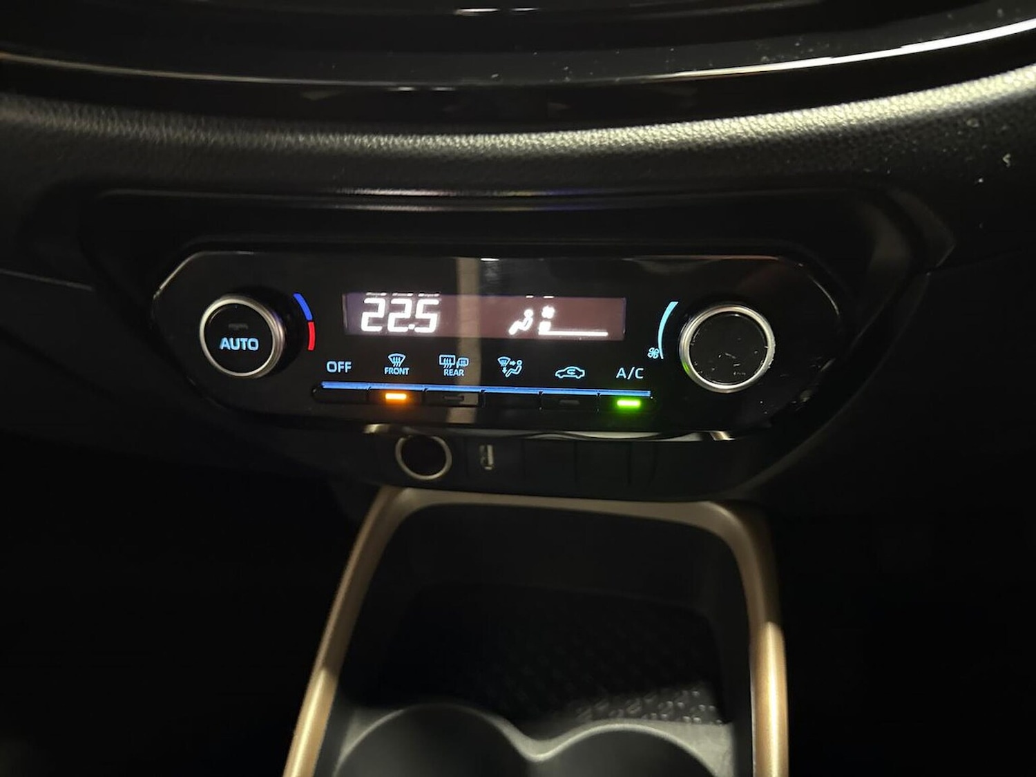 Used Toyota Aygo X 2023 for sale - 76170736: Photo 12