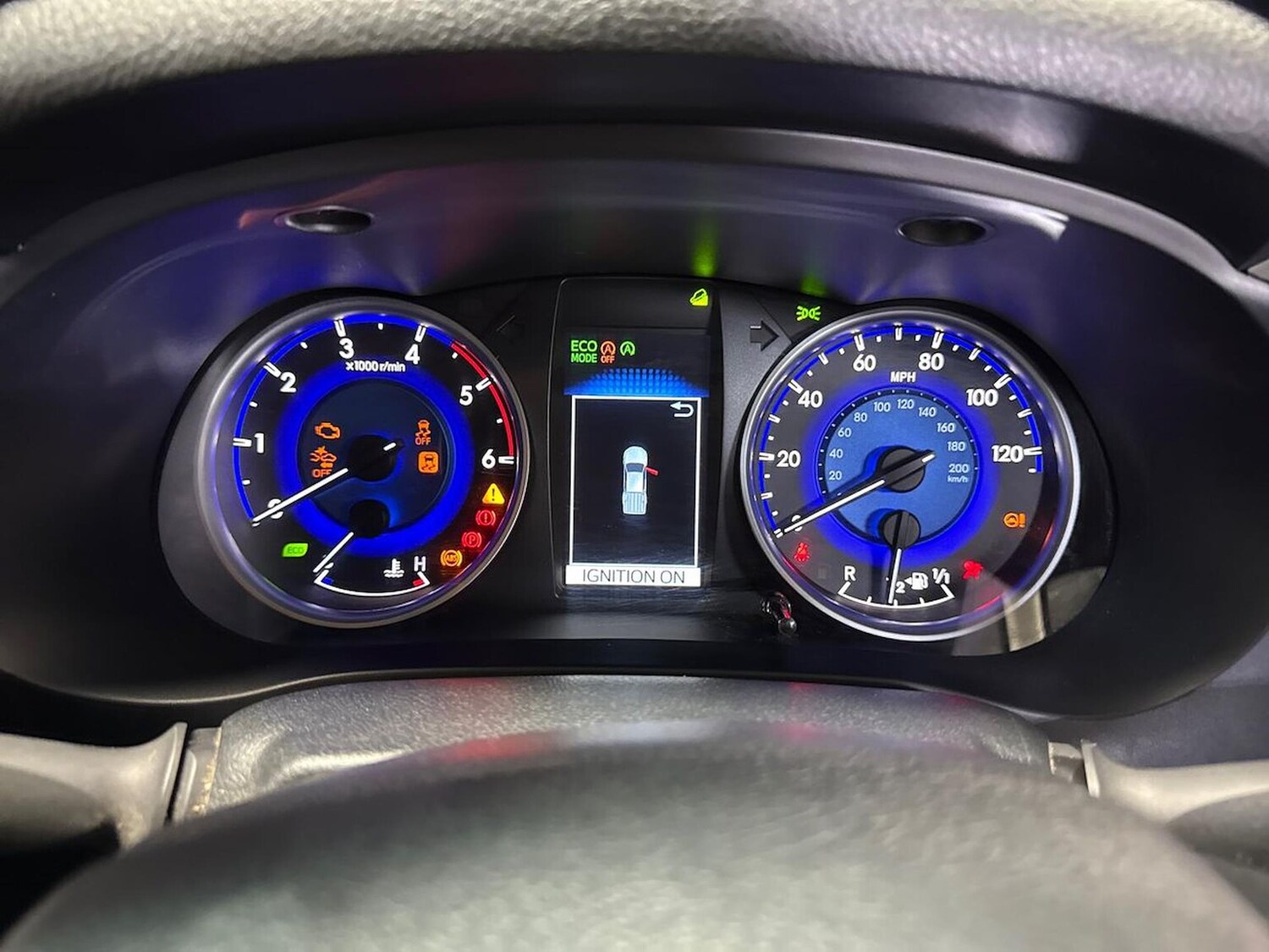 Used Toyota Hilux 2020 for sale - 76342944: Photo 10