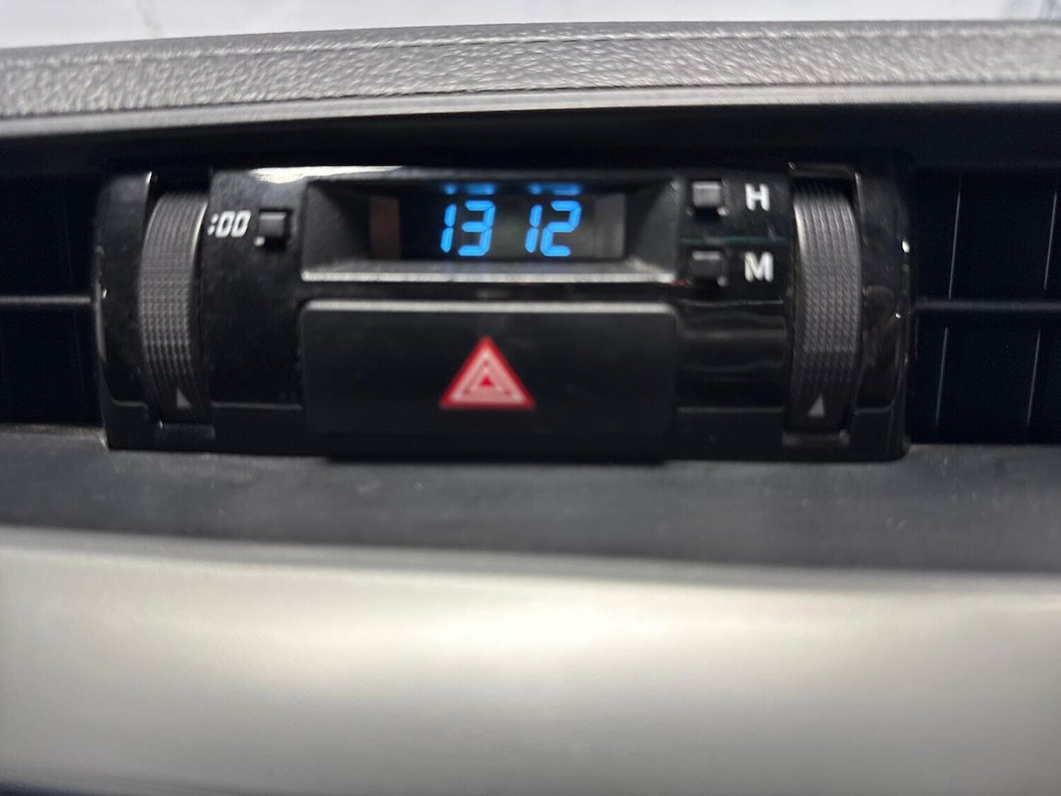 Used Toyota Hilux 2020 for sale - 76342944: Photo 22