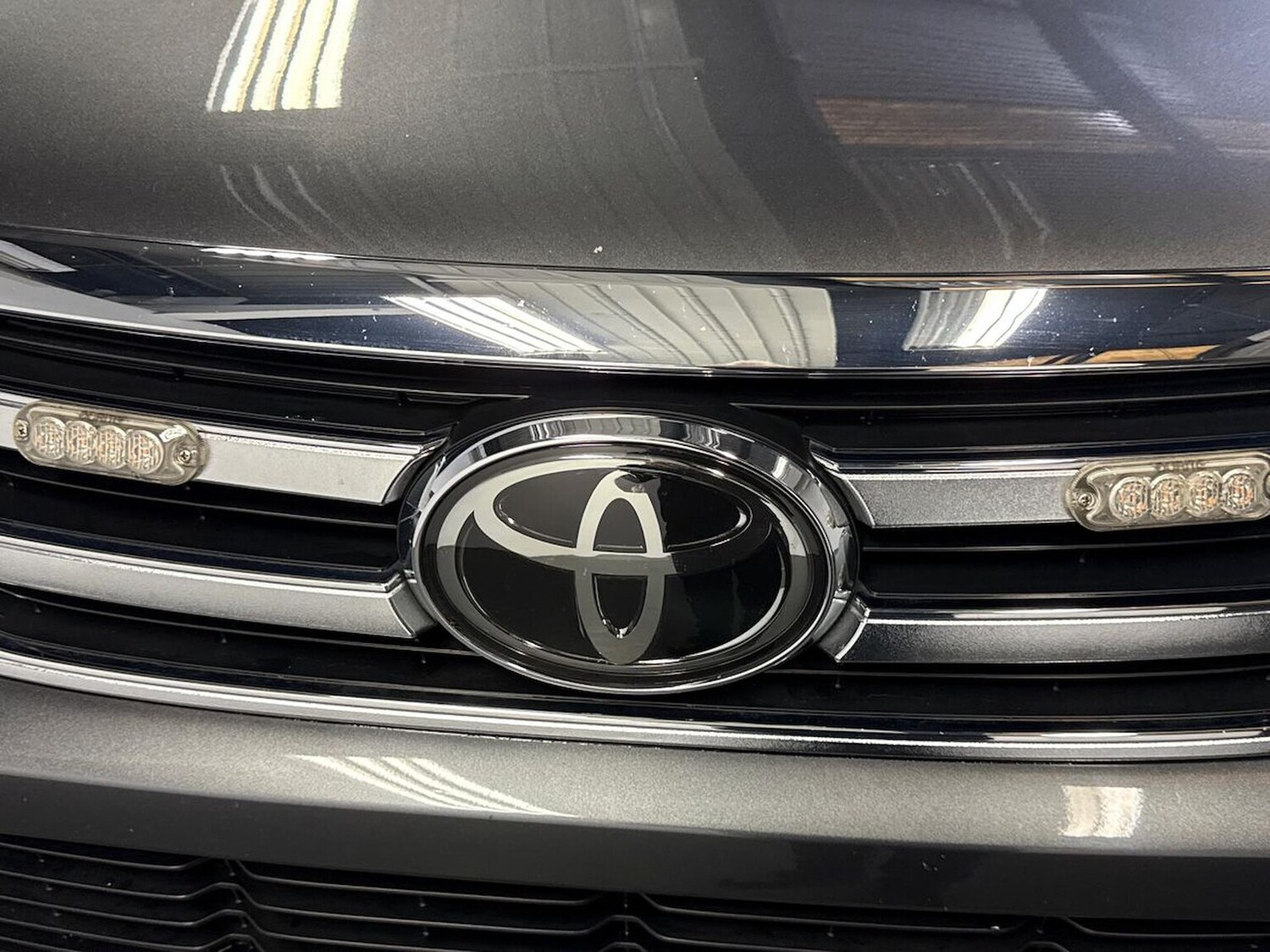 Used Toyota Hilux 2020 for sale - 76342944: Photo 28