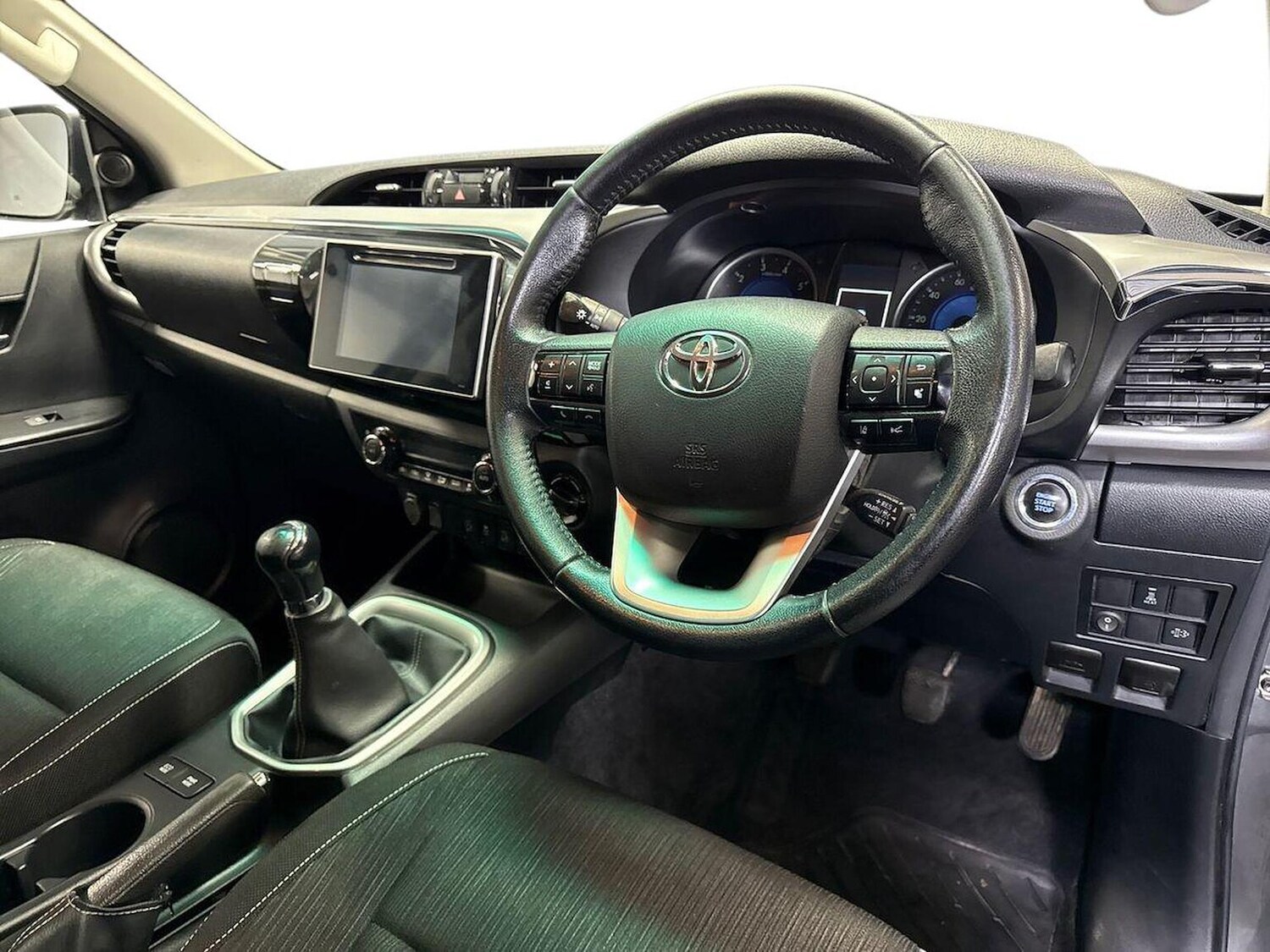 Used Toyota Hilux 2020 for sale - 76342944: Photo 8