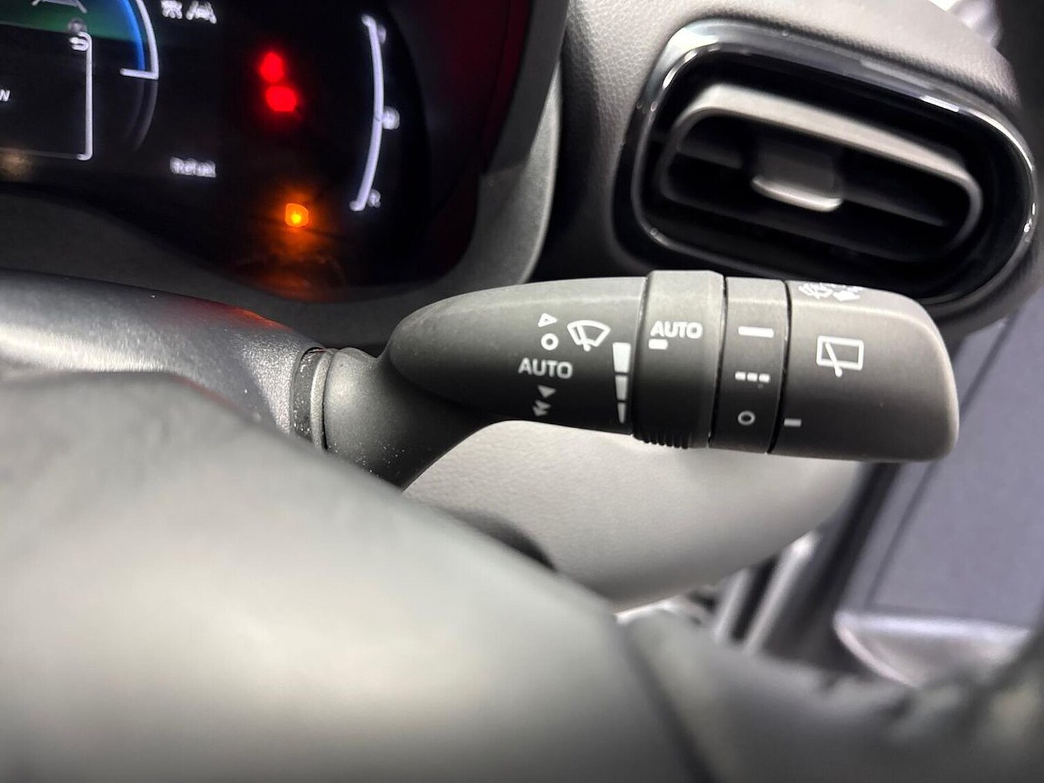 Used Toyota Yaris Cross 2024 for sale - 76430776: Photo 27