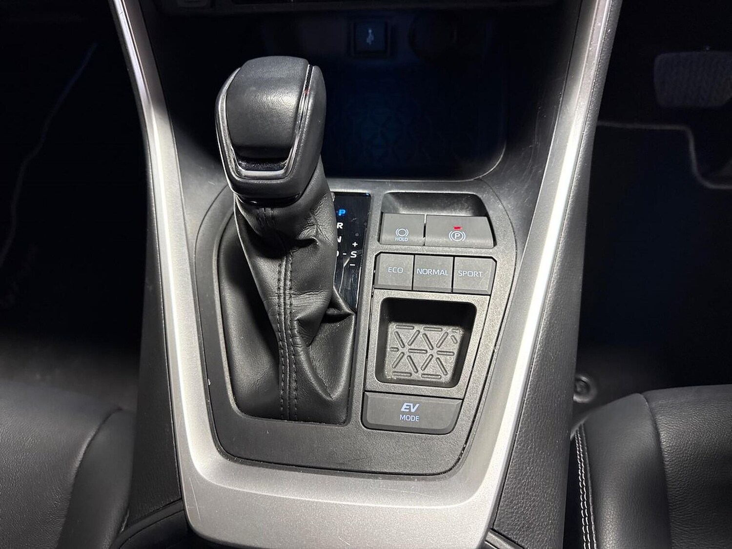 Used Toyota RAV4 2022 for sale - 77487700: Photo 12