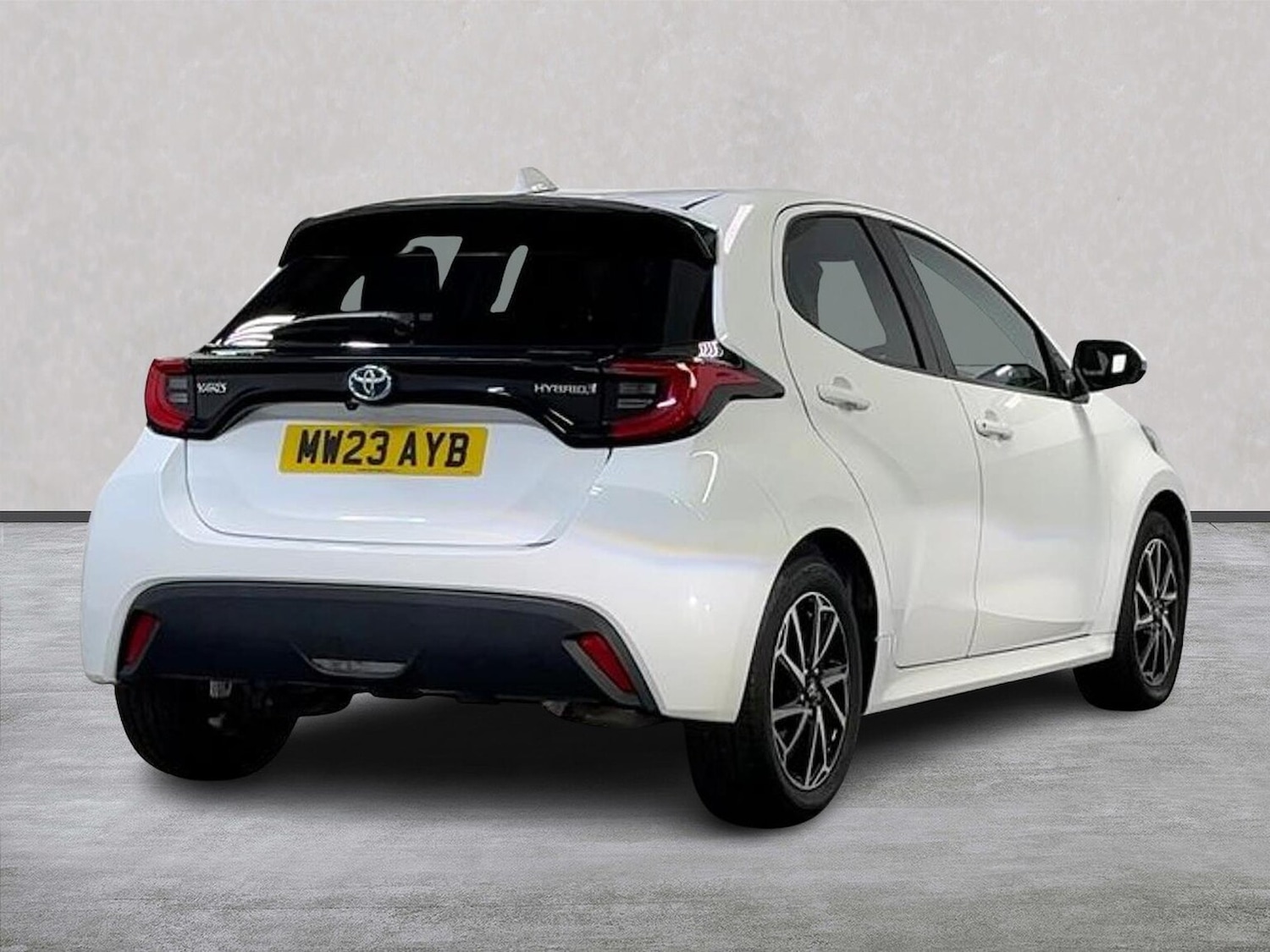 Used Toyota Yaris 2023 for sale - 76219171: Photo 18