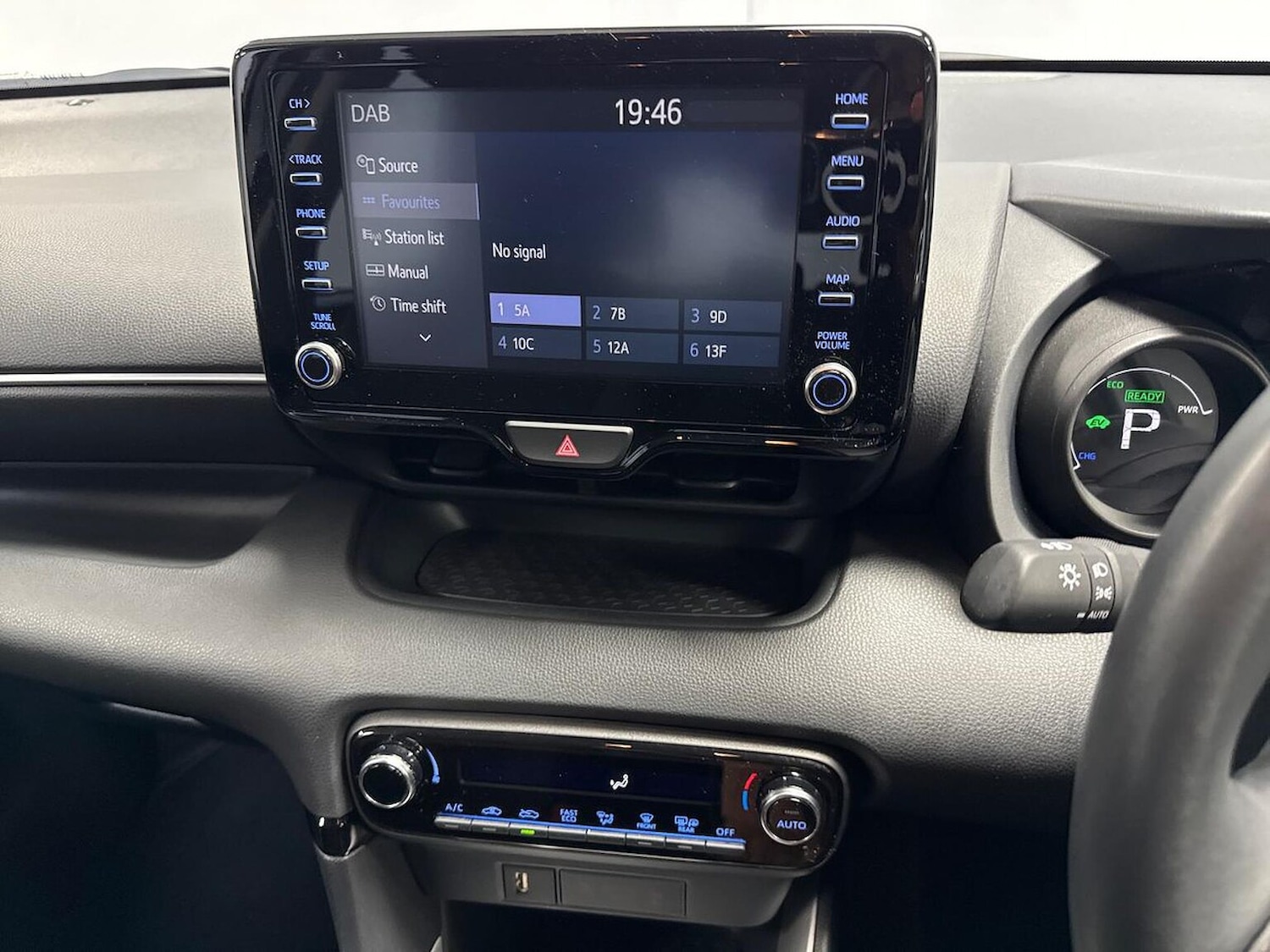 Used Toyota Yaris 2023 for sale - 76219171: Photo 23