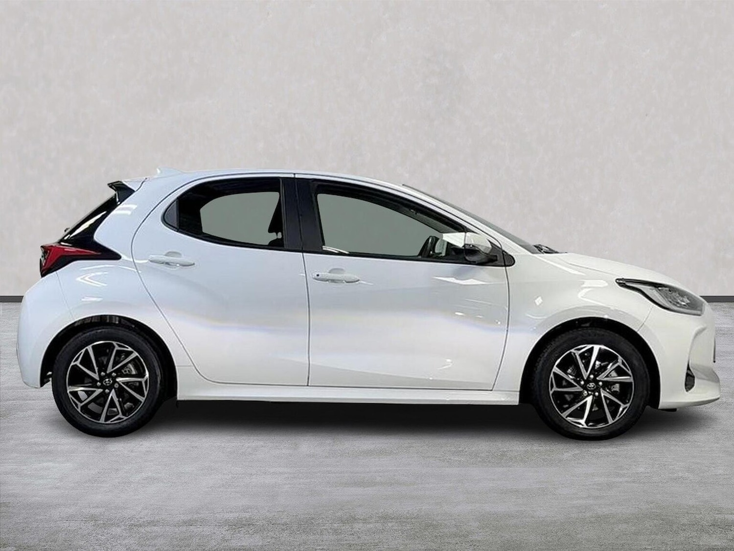 Used Toyota Yaris 2023 for sale - 76219171: Photo 3