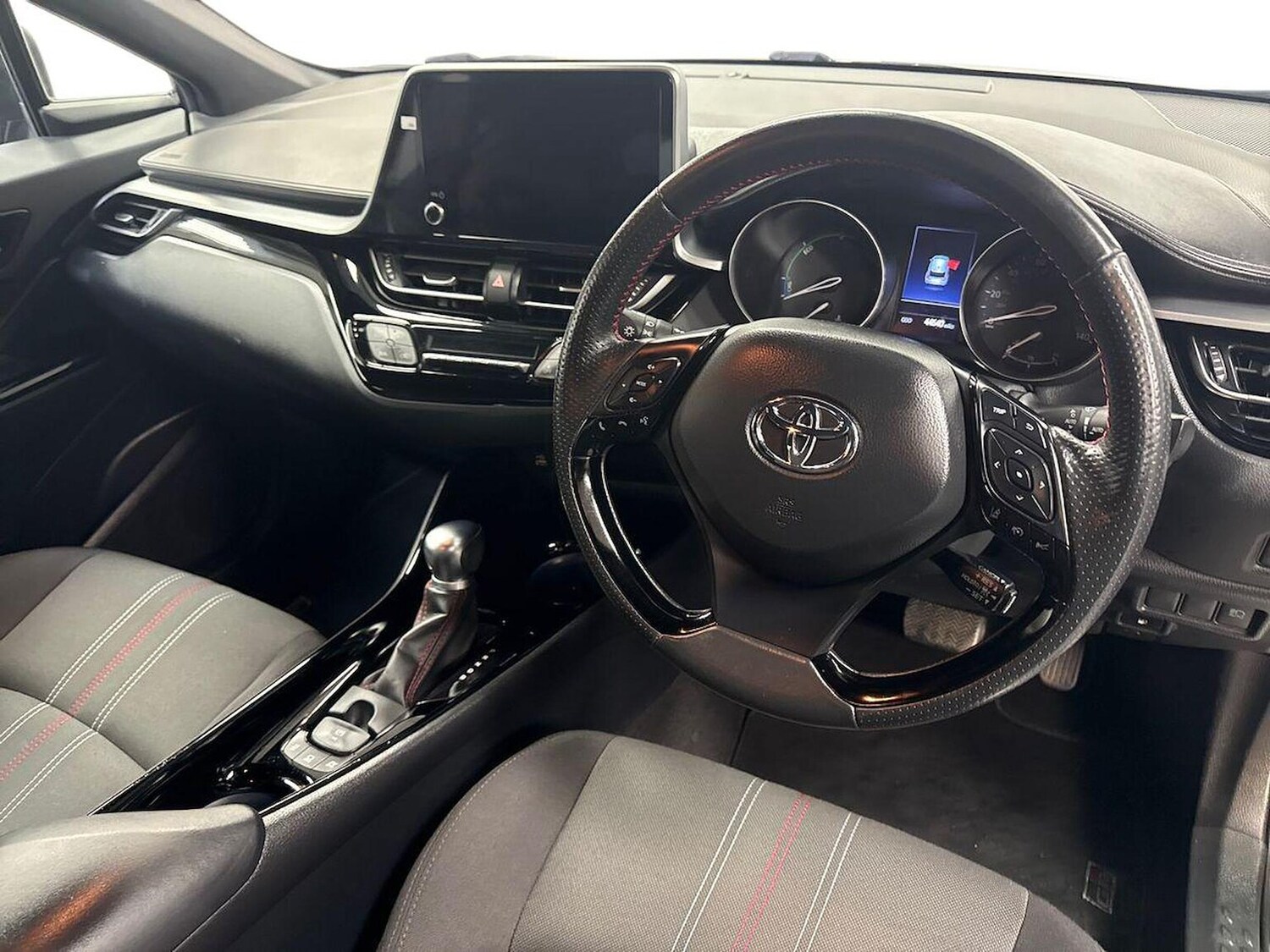 Used Toyota C-HR 2023 for sale - 78194186: Photo 11