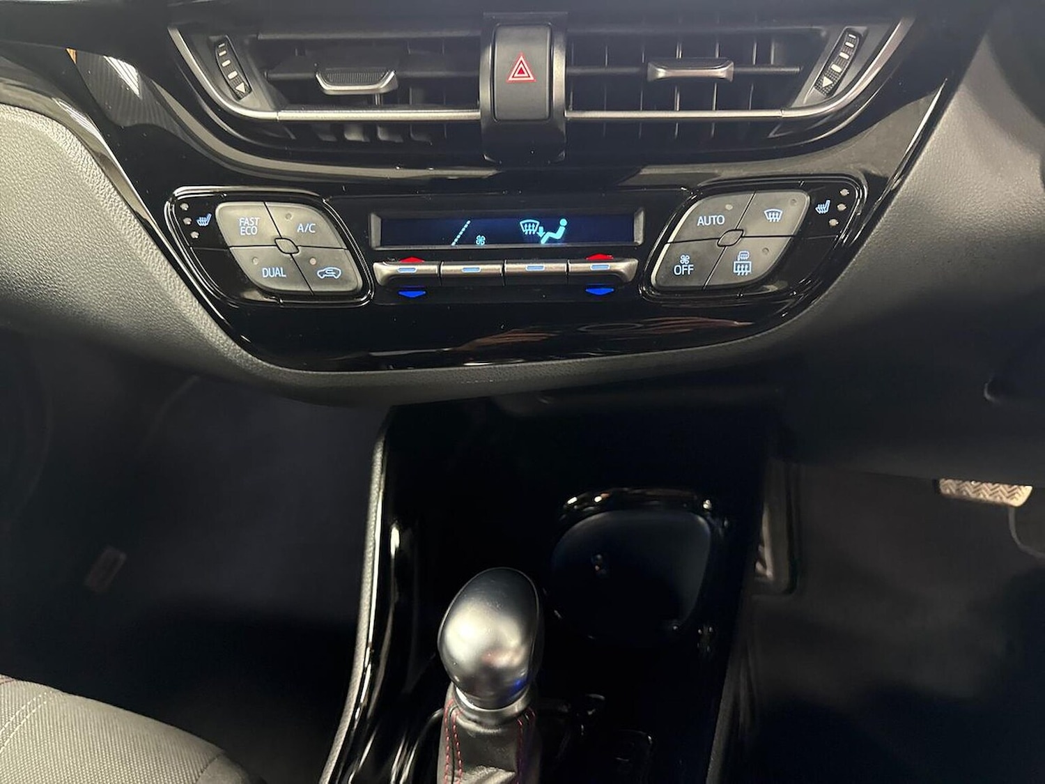 Used Toyota C-HR 2023 for sale - 78194186: Photo 14