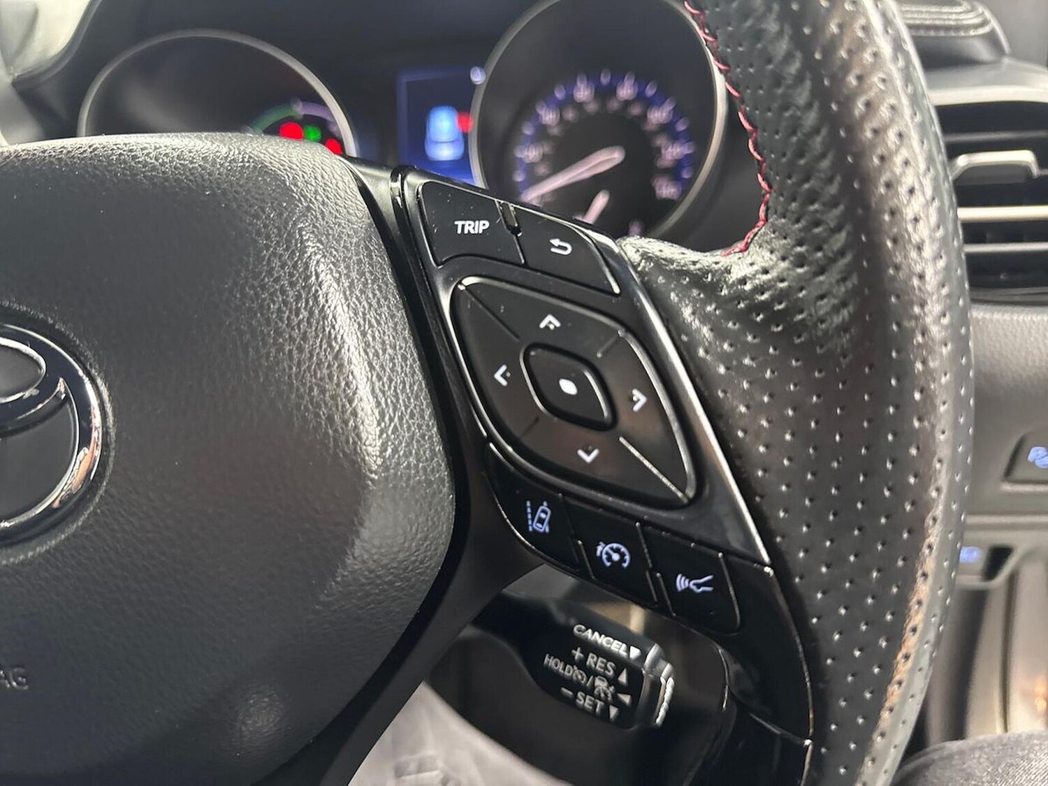 Used Toyota C-HR 2023 for sale - 78194186: Photo 27