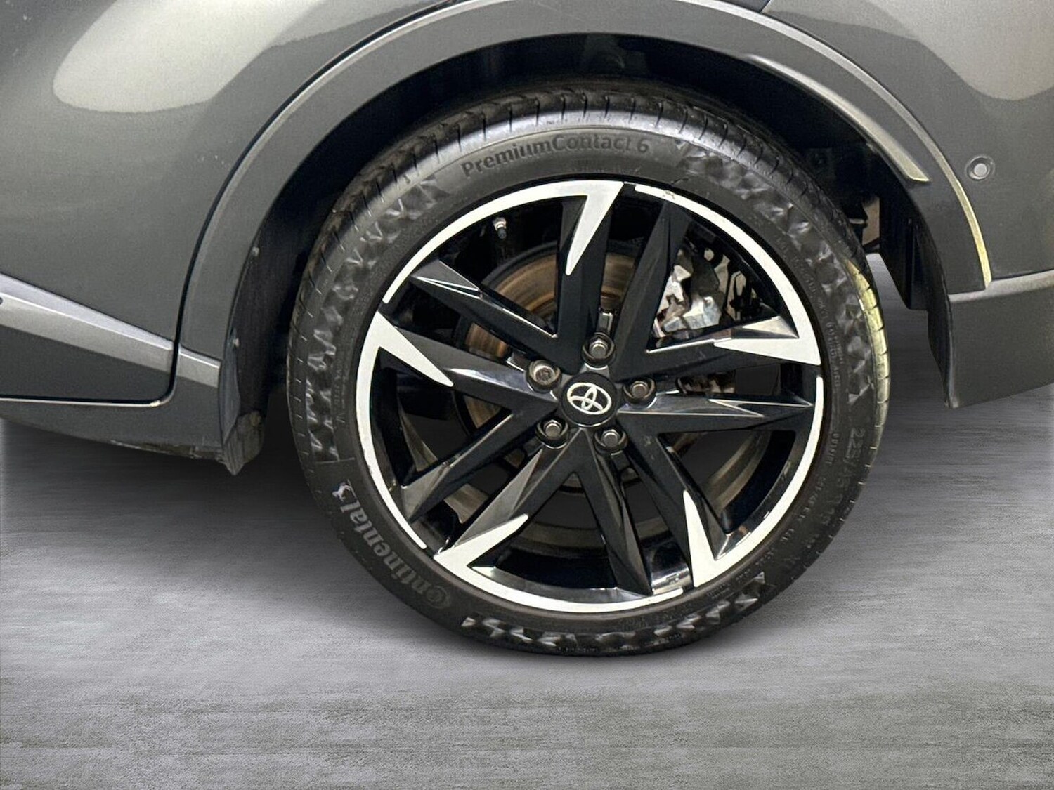 Used Toyota C-HR 2023 for sale - 78194186: Photo 8