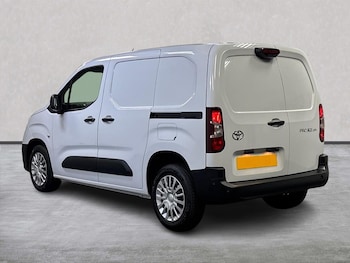 Used Toyota ProAce 2025 for sale - 76331050: Photo