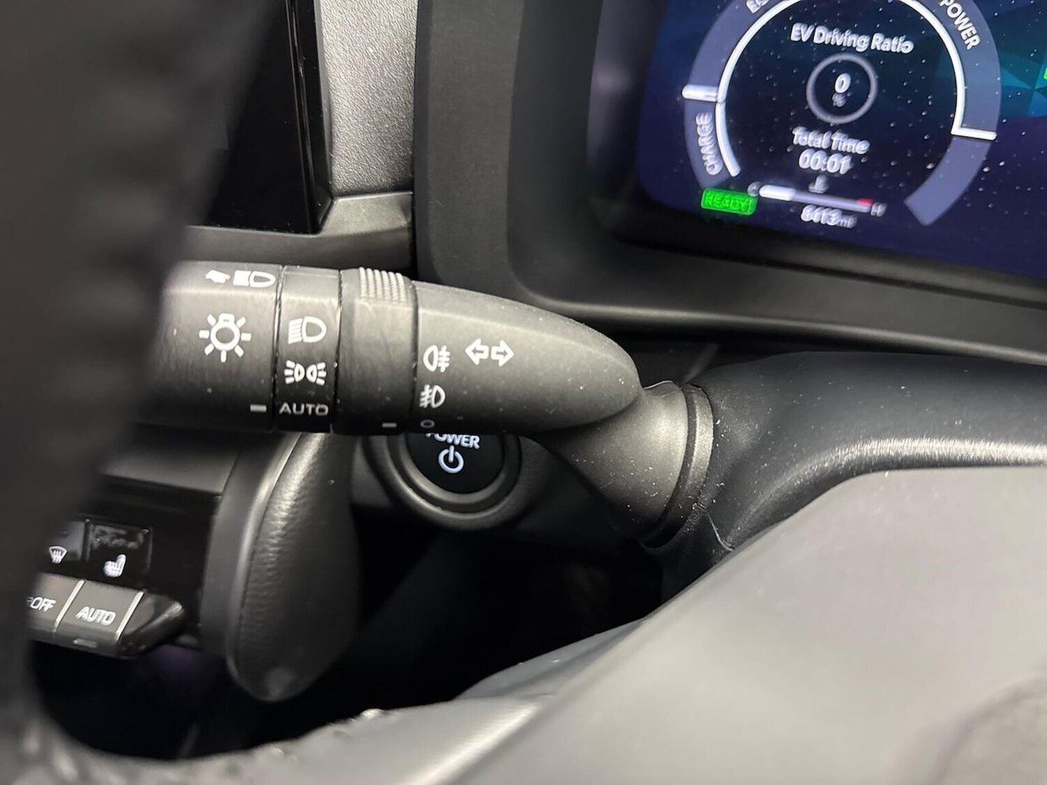 Used Toyota C-HR 2024 for sale - 76324564: Photo 25