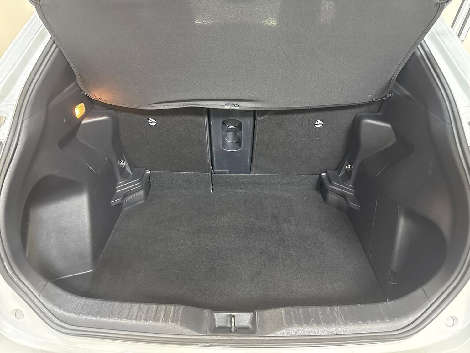 Used Toyota Yaris Cross 2023 for sale - 77595508: Photo 17