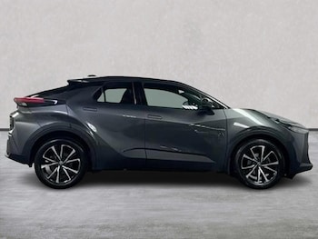 Used Toyota C-HR 2024 for sale - 79331727: Photo
