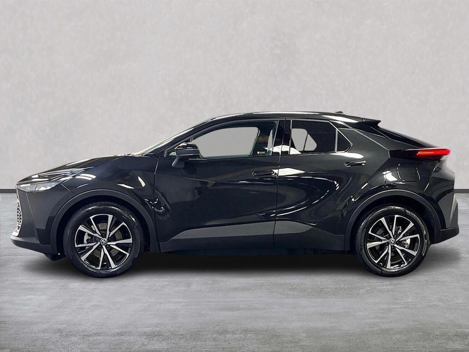 Used Toyota C-HR 2024 for sale - 77488570: Photo 19