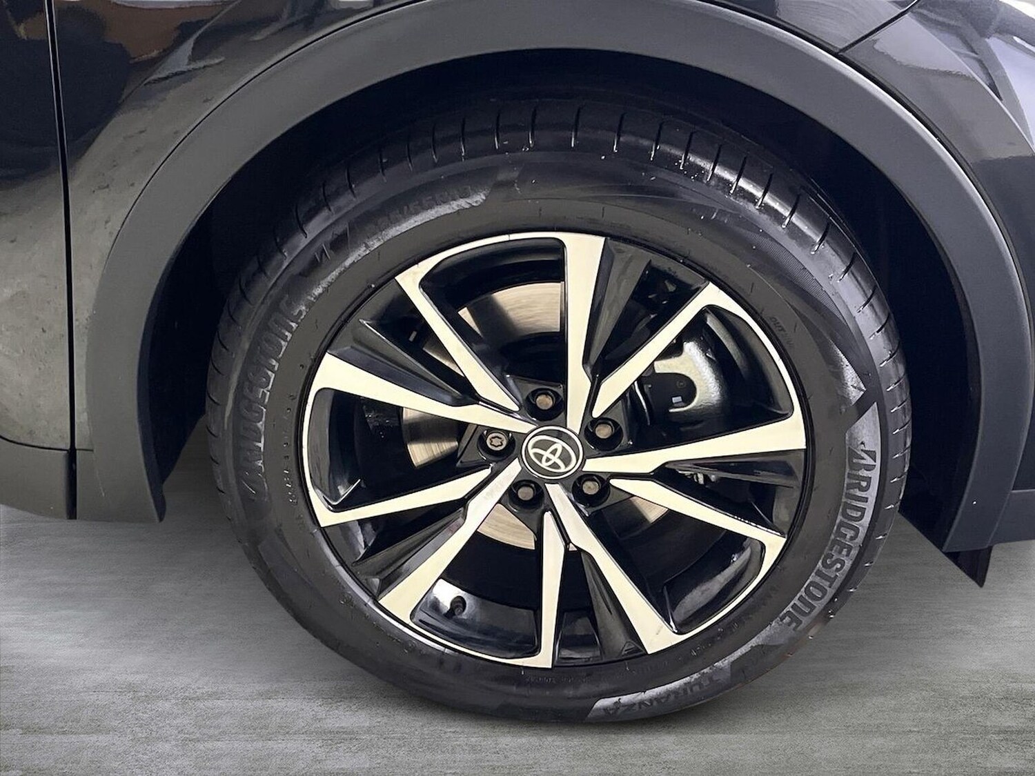 Used Toyota C-HR 2024 for sale - 77488570: Photo 6