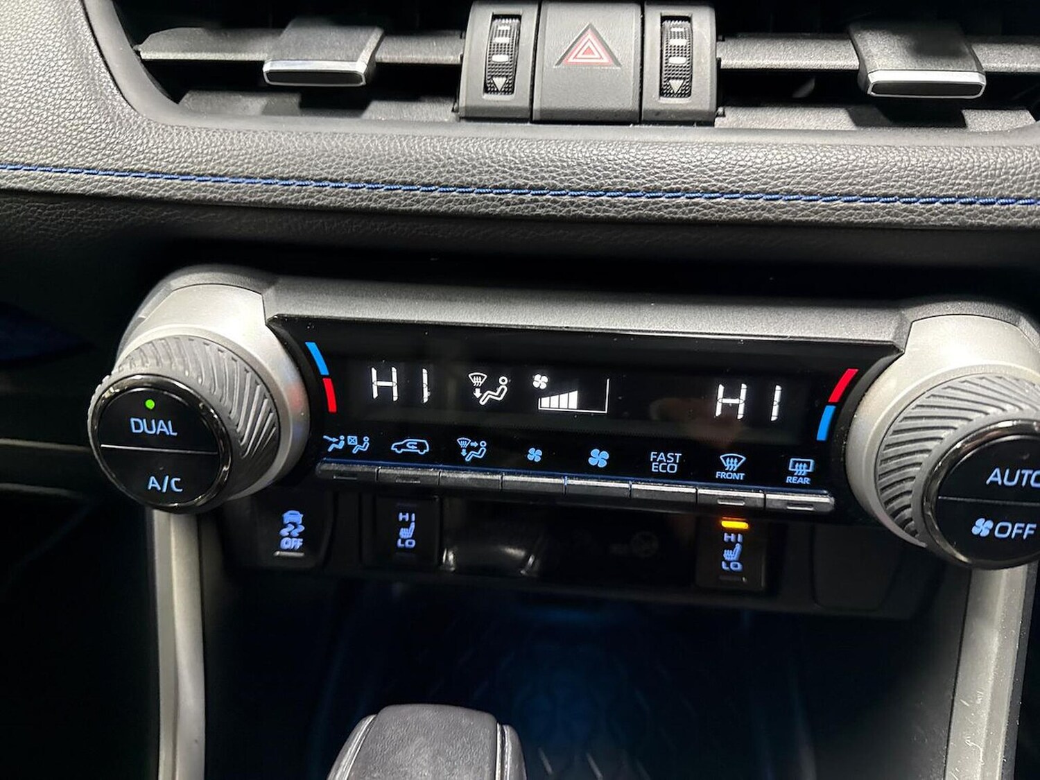 Used Toyota RAV4 2019 for sale - 78194242: Photo 14