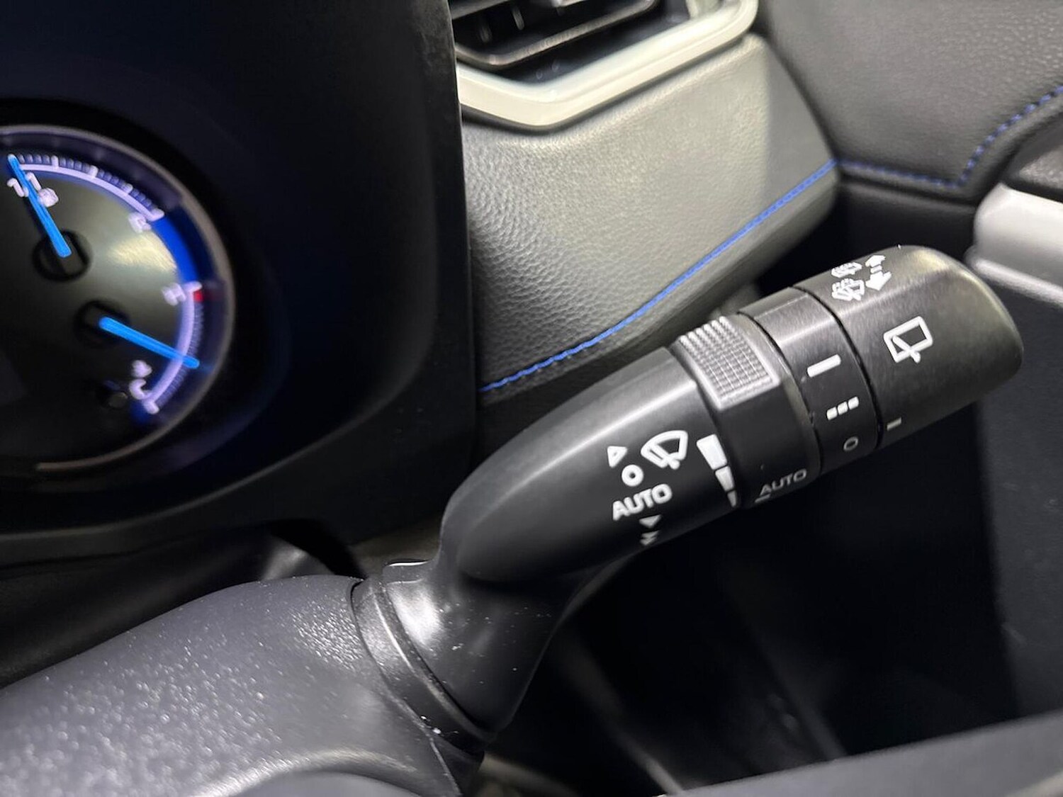 Used Toyota RAV4 2019 for sale - 78194242: Photo 30