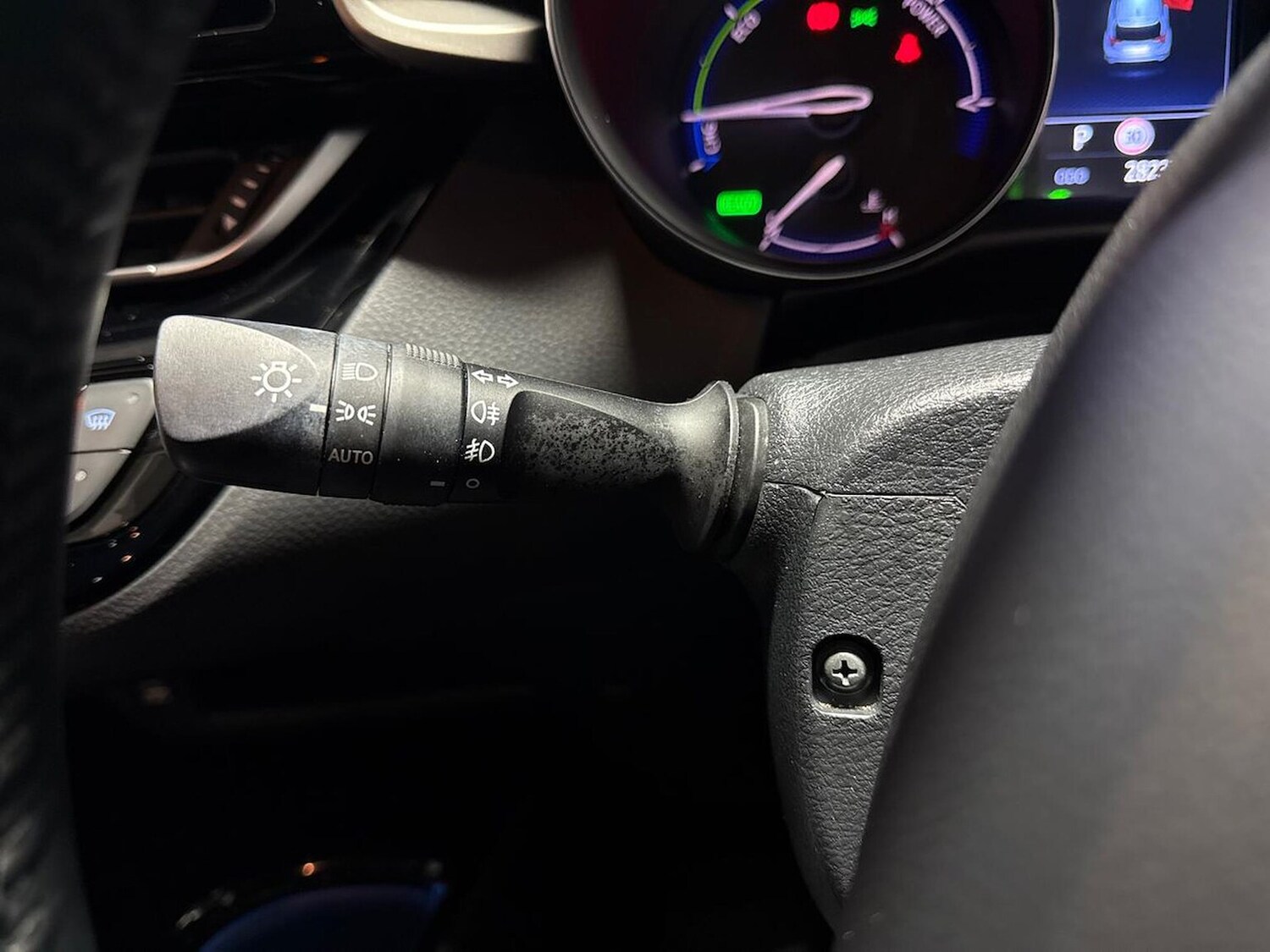 Used Toyota C-HR 2023 for sale - 76931612: Photo 26