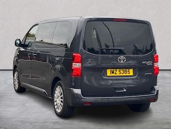 Used Toyota PROACE CITY Verso 2025 for sale - 77984035: Photo