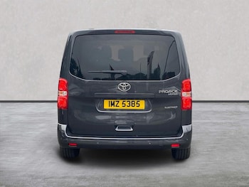 Used Toyota PROACE CITY Verso 2025 for sale - 77984035: Photo