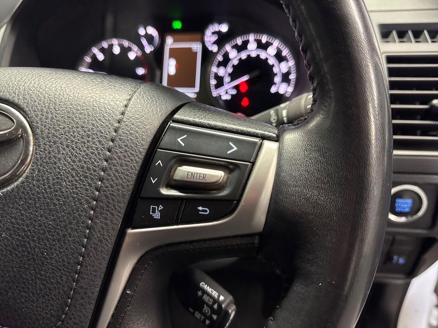 Used Toyota Land Cruiser 2022 for sale - 77488552: Photo 25