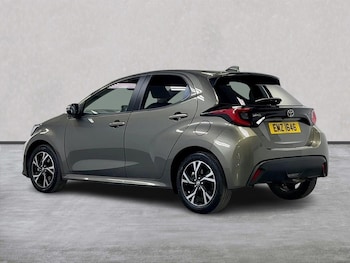 Used Toyota Yaris 2024 for sale - 75491020: Photo
