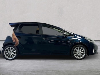 Used Toyota Prius+ 2020 for sale - 75513098: Photo